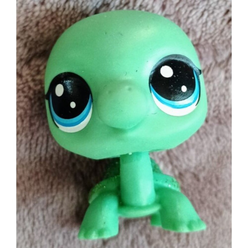 Hasbro Littlest Pet Shop LPS Glint Gilturtle Turtle Toys R Us Exclusive #S-1